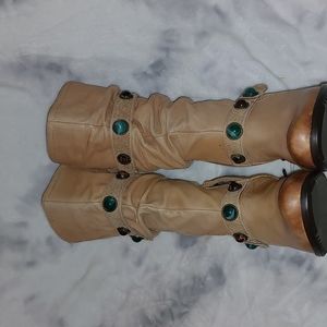 RARE NEW  L'ARTISTE BY SPRING STEP Promenade Camel Boots